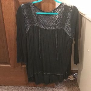 Gimmicks Quarter Sleeve Blouse